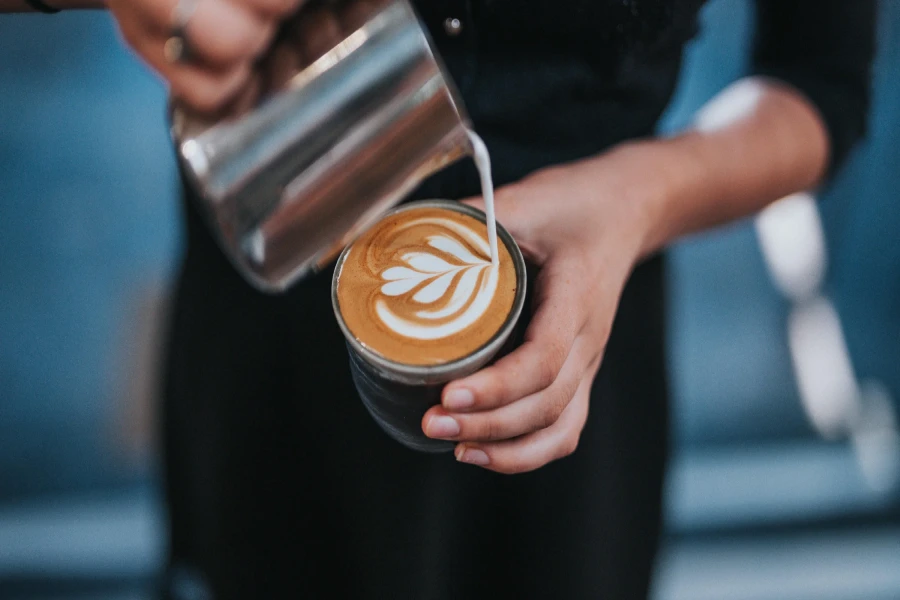 چالش‌ها و مزایای شغل باریستا