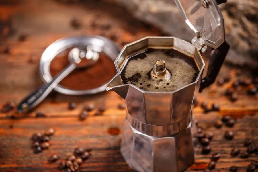 چرا قهوه در موکاپات بالا نمی‌آید؟ 